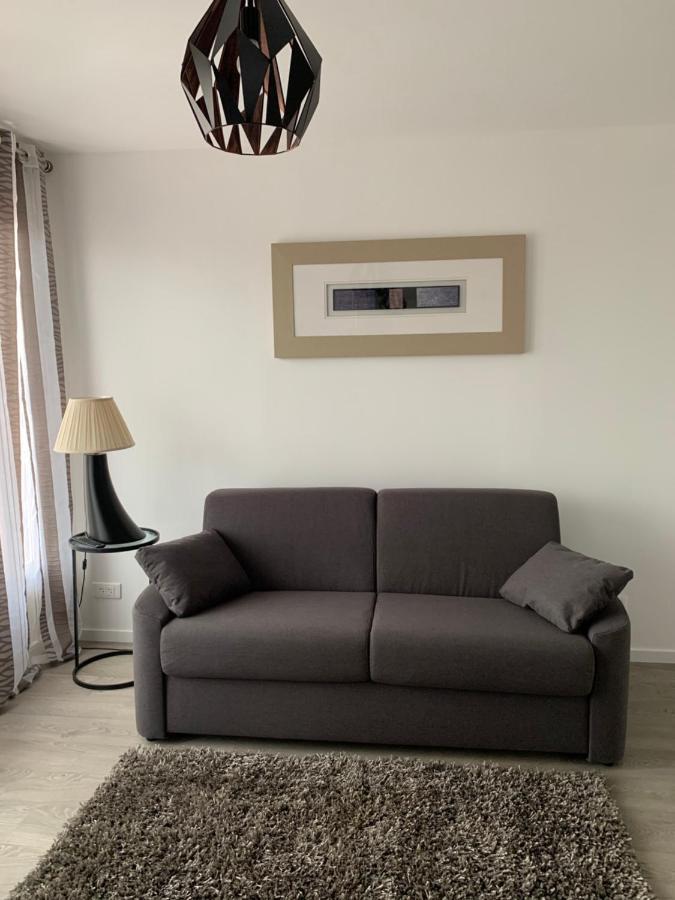 St Louis Appartement 罗阿纳 外观 照片